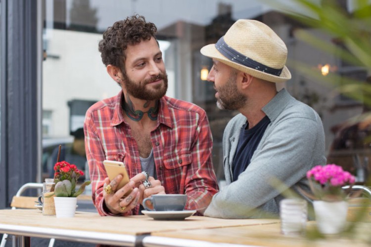 Les conseils pour réussir ses relations homosexuelles (drague et rencontre)